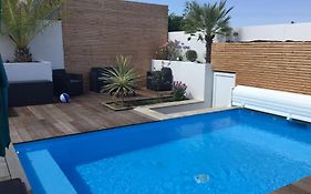 Villa Bellenbois avec piscine privée , proche La Rochelle